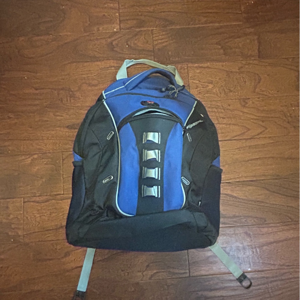 Wenger Granite laptop/backpack Royal